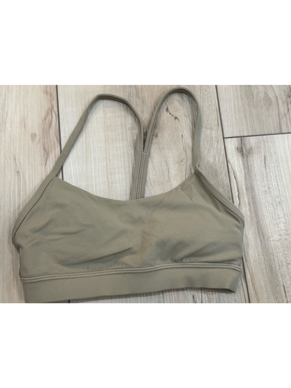 Lululemon Flow Y Nulu  Racerback Yoga Sports Athletic bra size 4